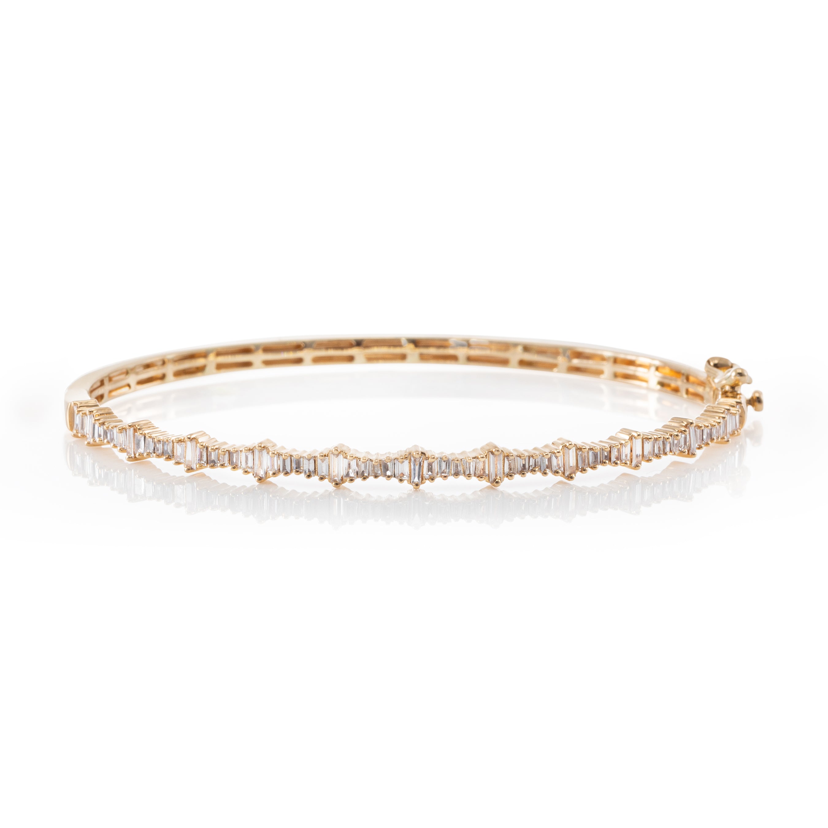 Heartbeat Baguette Bangle